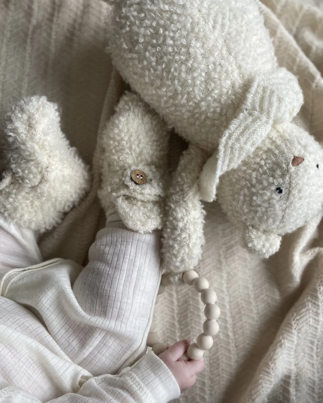 Aktivitetsbamse, bouclé merino uld, off white