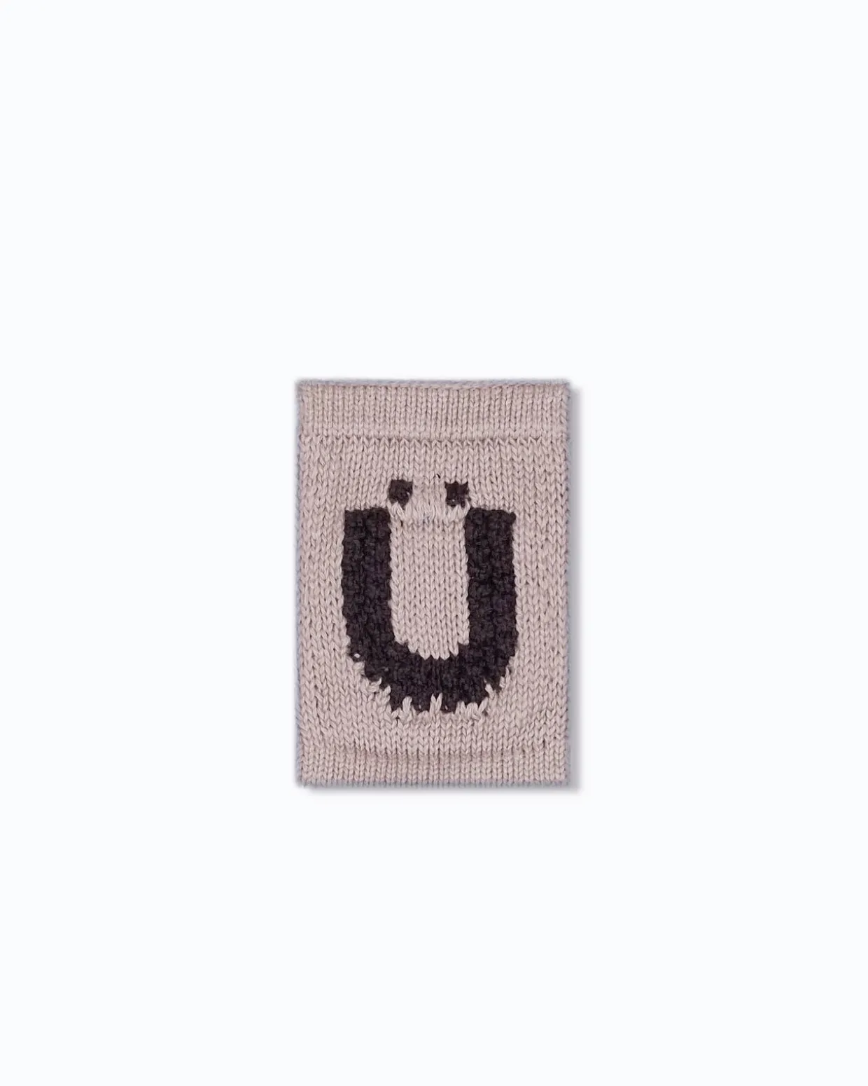 Strikket bogstav Ü, natur