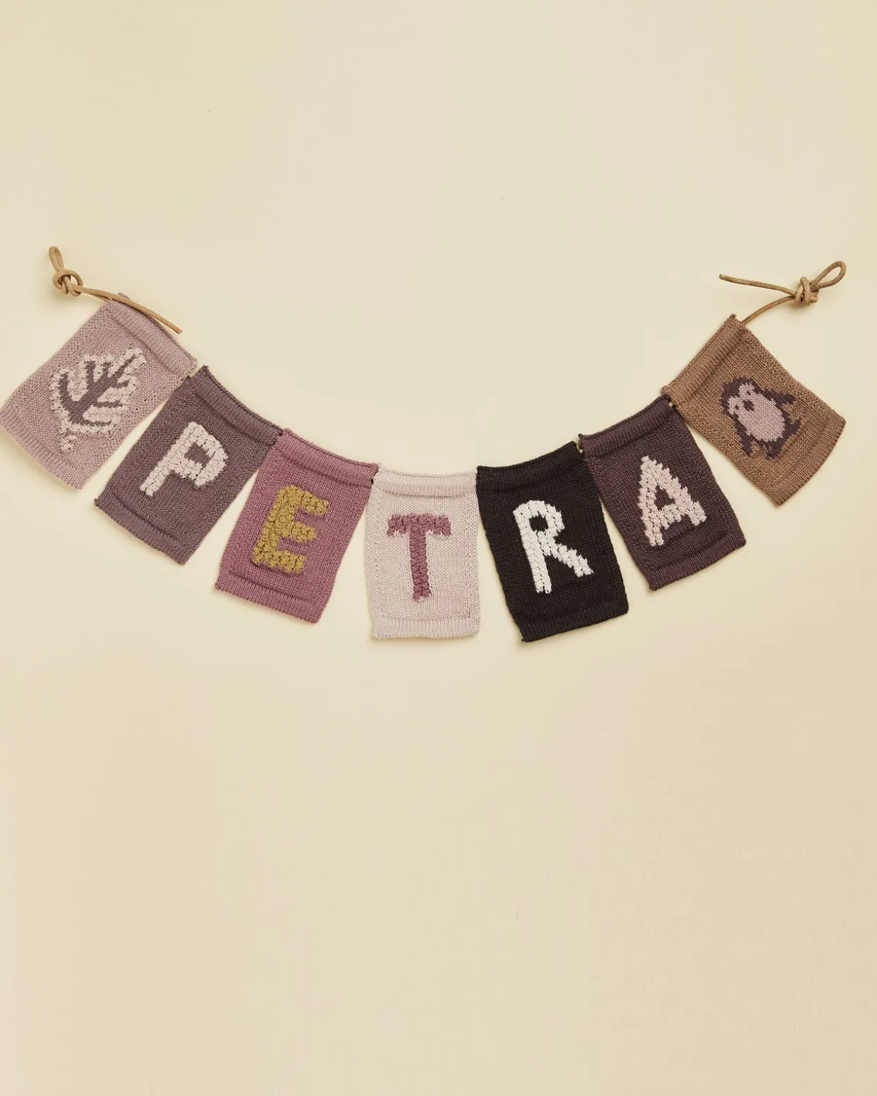 Strikket flag, blad, rosa