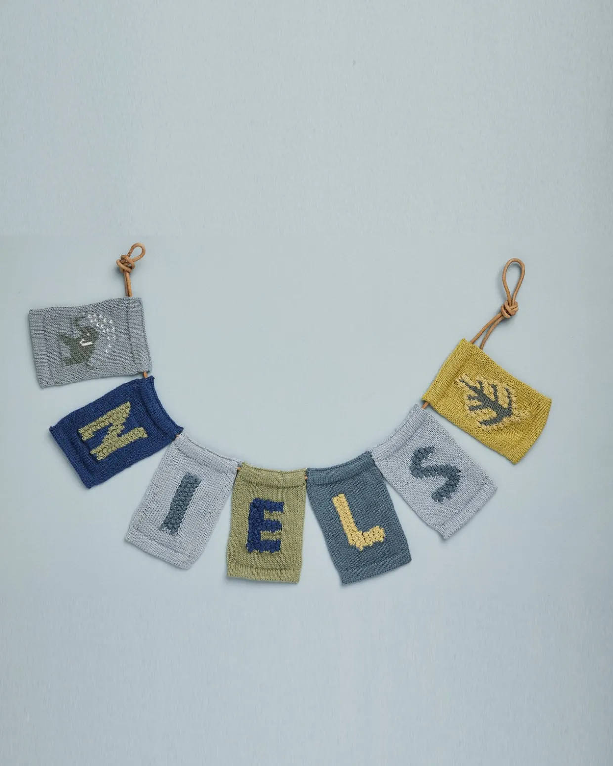 Strikket flag, elefant, blå